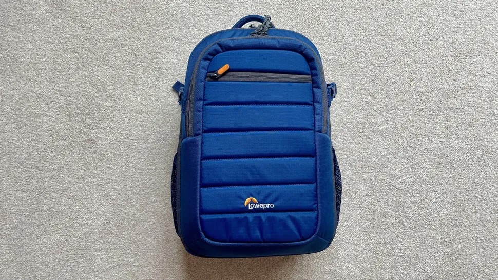شنطة الكاميرا Lowepro Tahoe BP 150